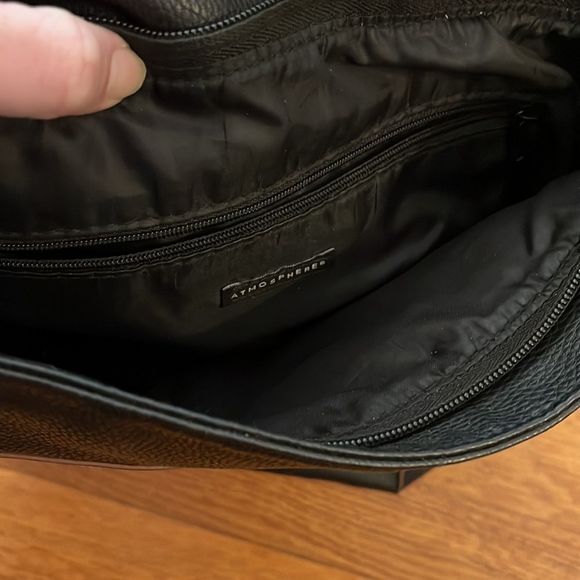 𝅺APOSTROPHE black leather handbag - Picture 8 of 12